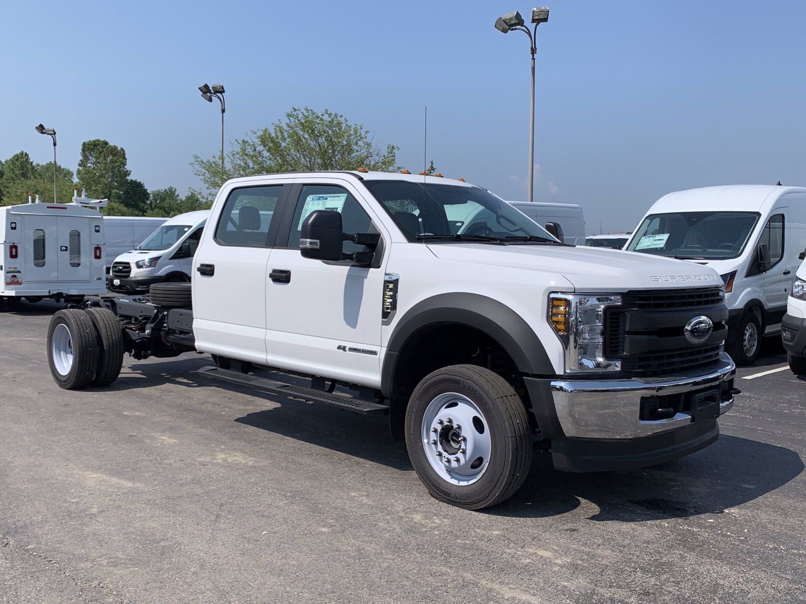 New 2019 Ford Super Duty F-550 DRW XL 4WD Cab Chassis