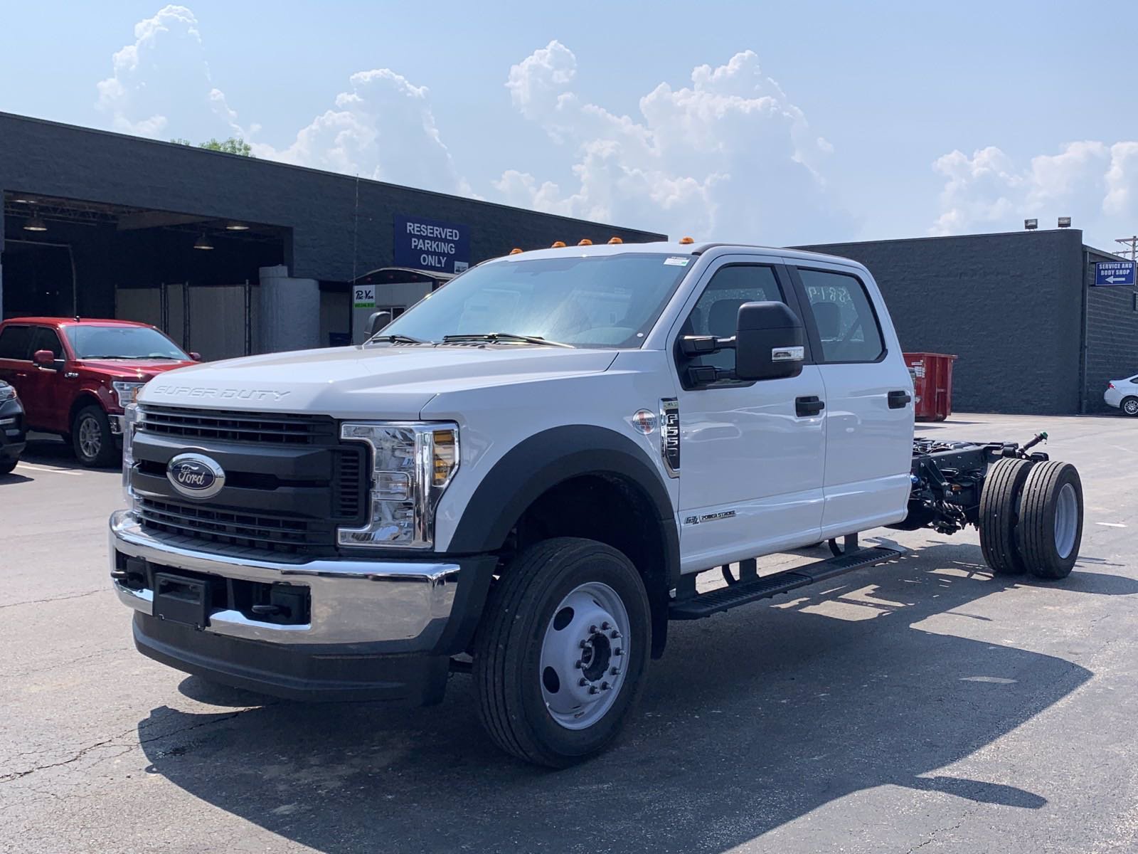 New 2019 Ford Super Duty F-550 DRW XL 4WD Cab Chassis