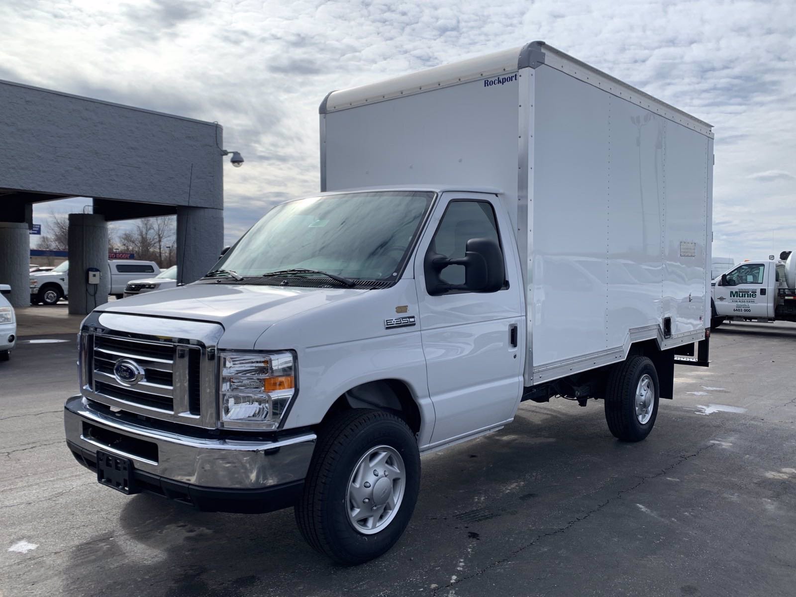 New 2019 Ford E Series Cutaway Rwd Box Truck